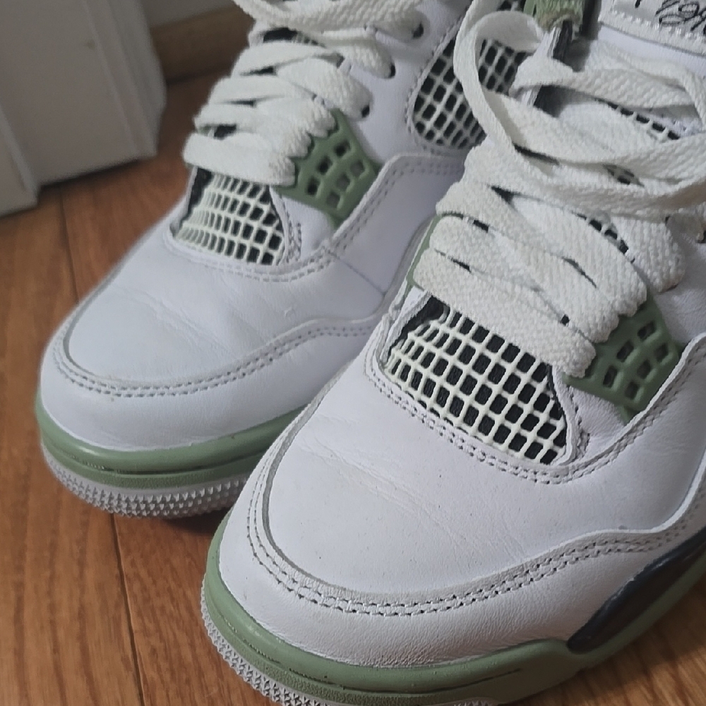 Retro Jordans - Picture 5 of 5